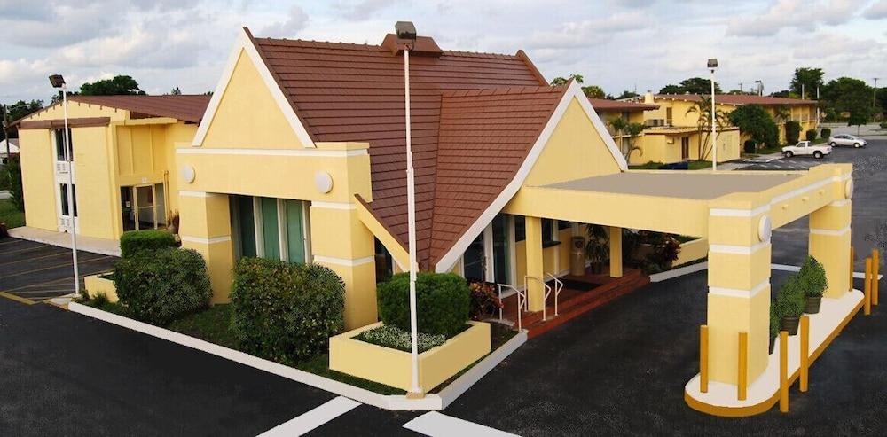 The Hollywood Gateway Inn Екстериор снимка